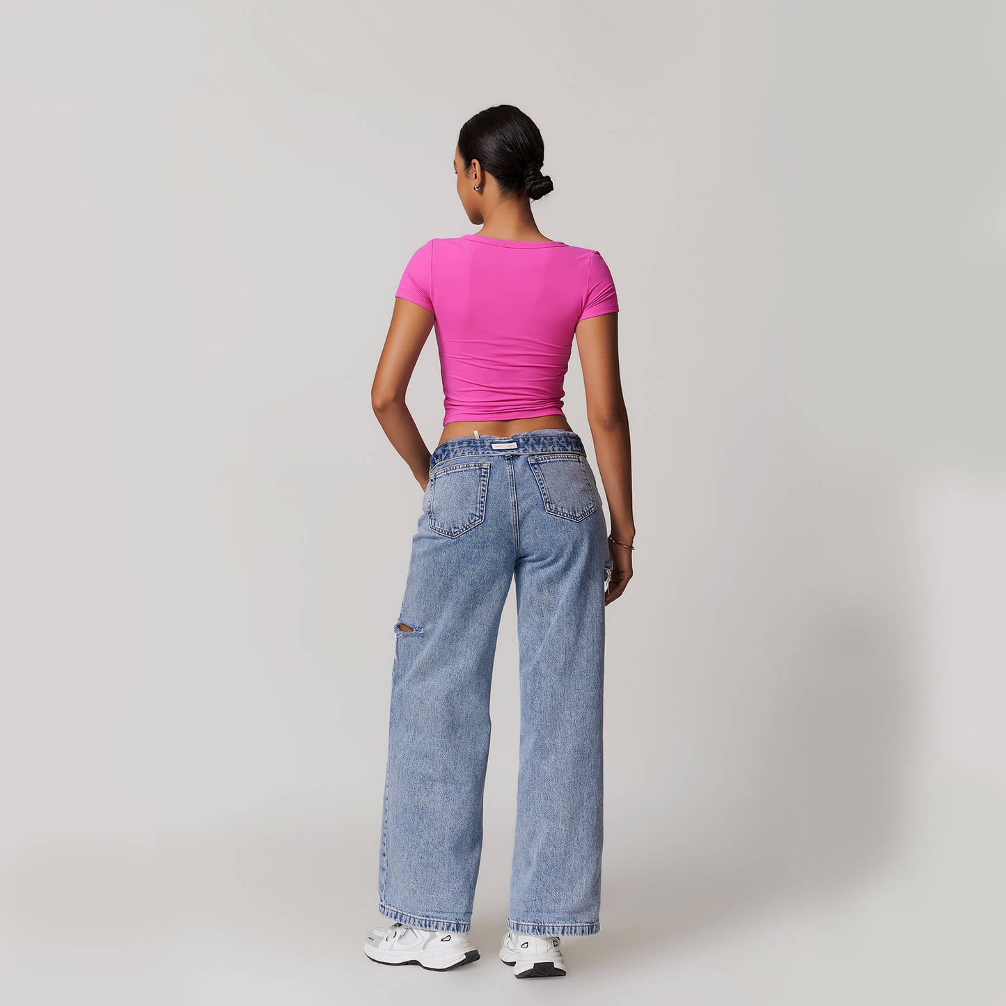 Button V-neck Crop Top