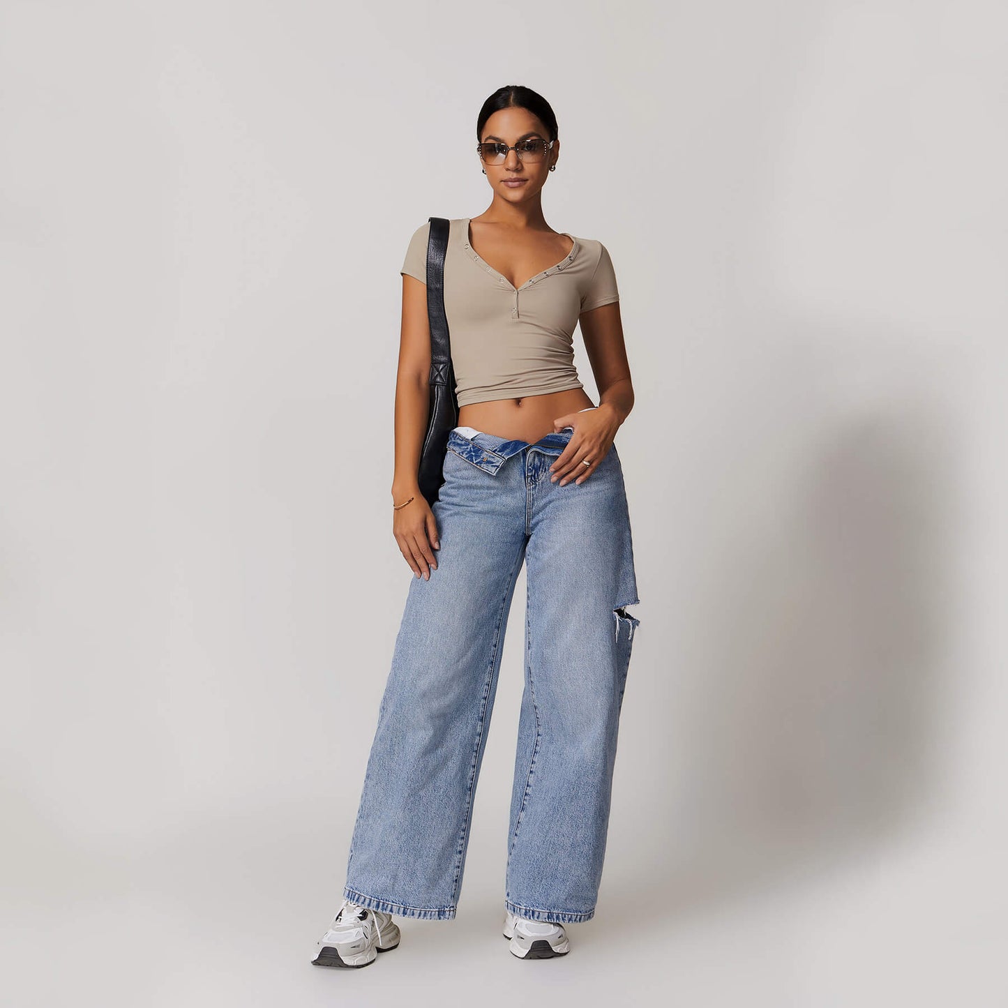Button V-neck Crop Top