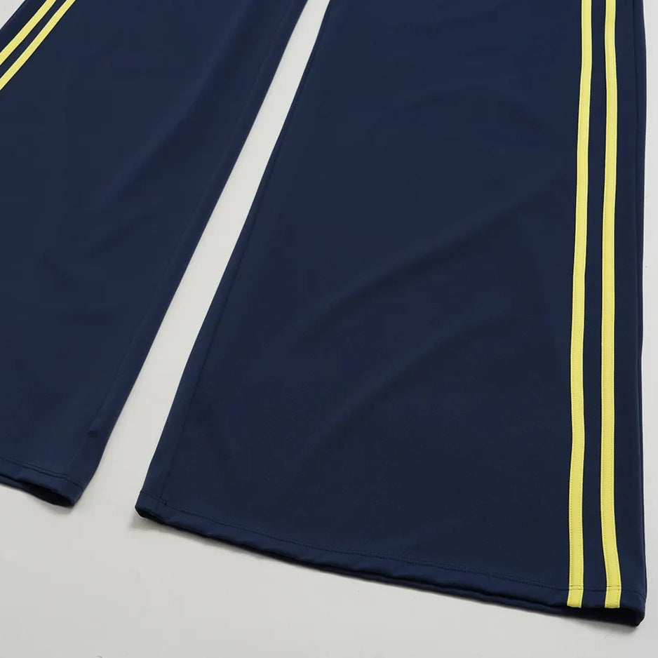Contrast Side-Stripe Yoga Flare Pants - Navy Blue - navy blue stripe hem detail