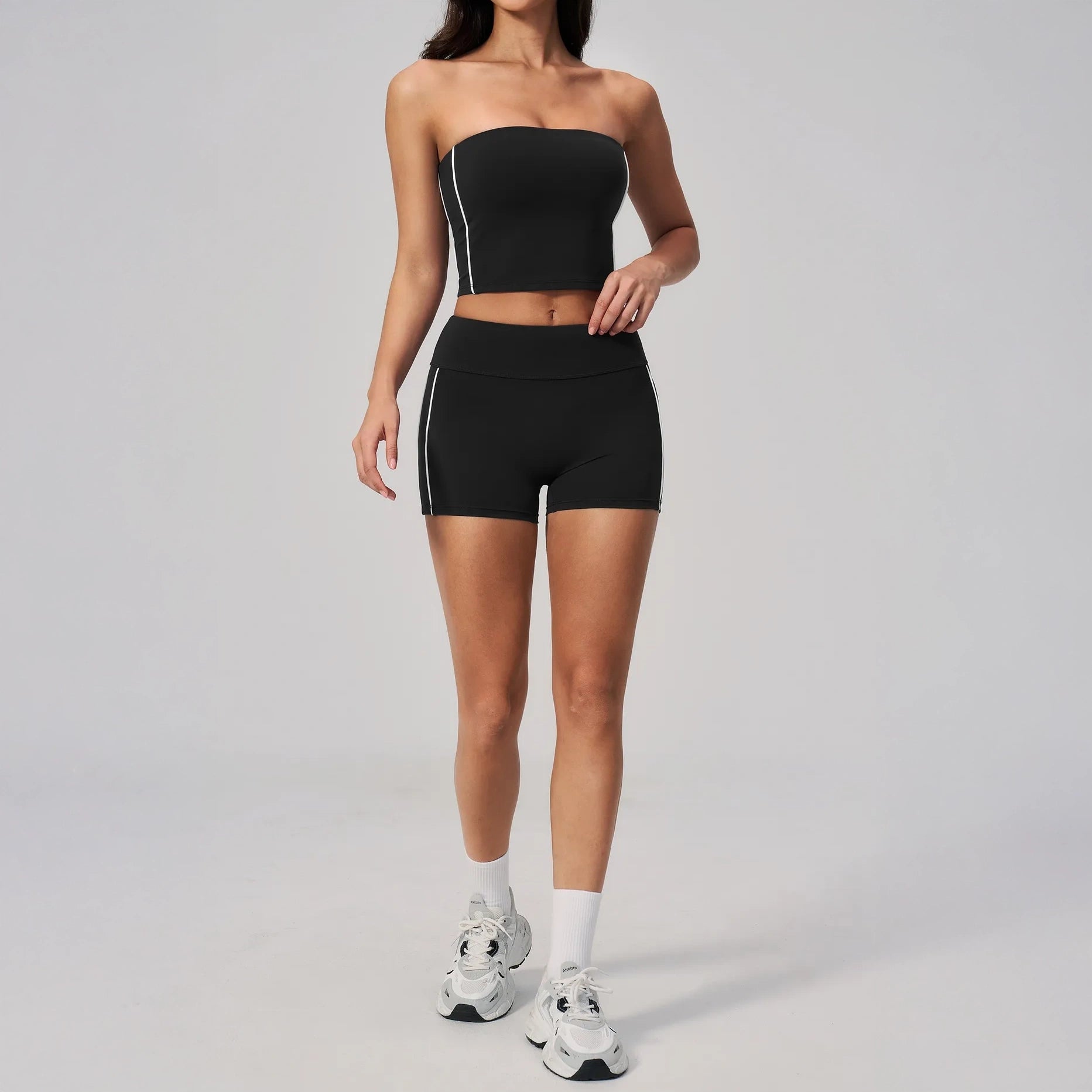 Contrast Strapless Bandeau Sports Bra - Black / White - black white shorts styling