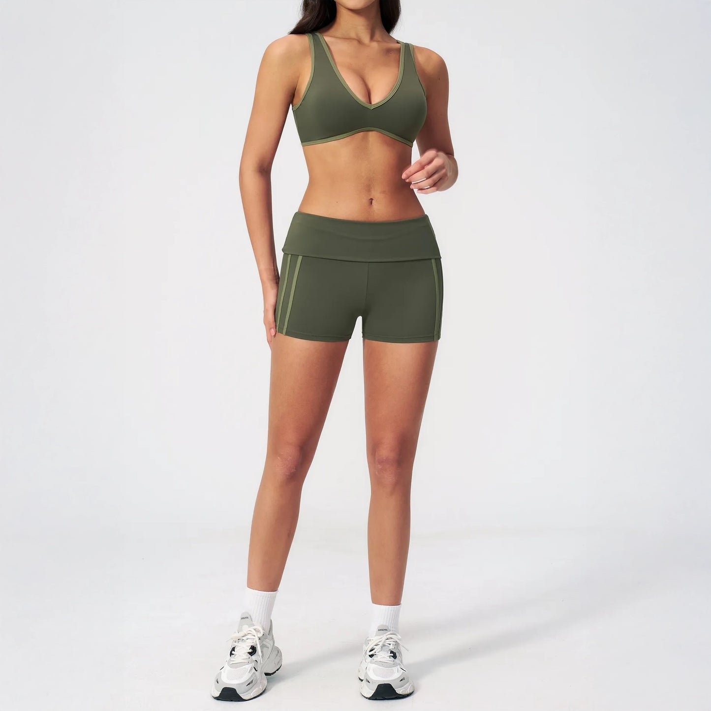 Contrast V-Neck Racerback Sports Bra - Moss Green / Light Green - moss green light green full styling