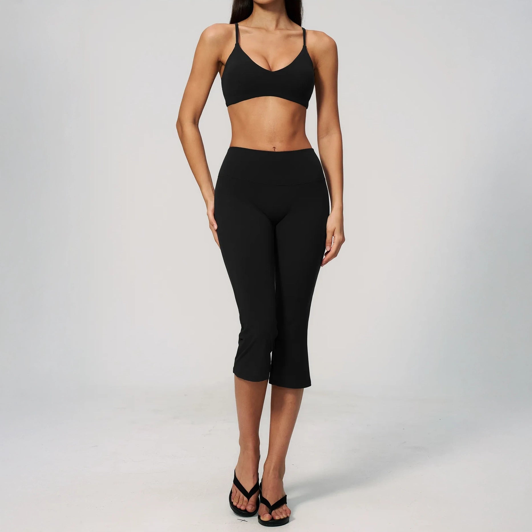 V-Neck Adjustable Yoga Sports Bra - Premium Black - premium black capri styling