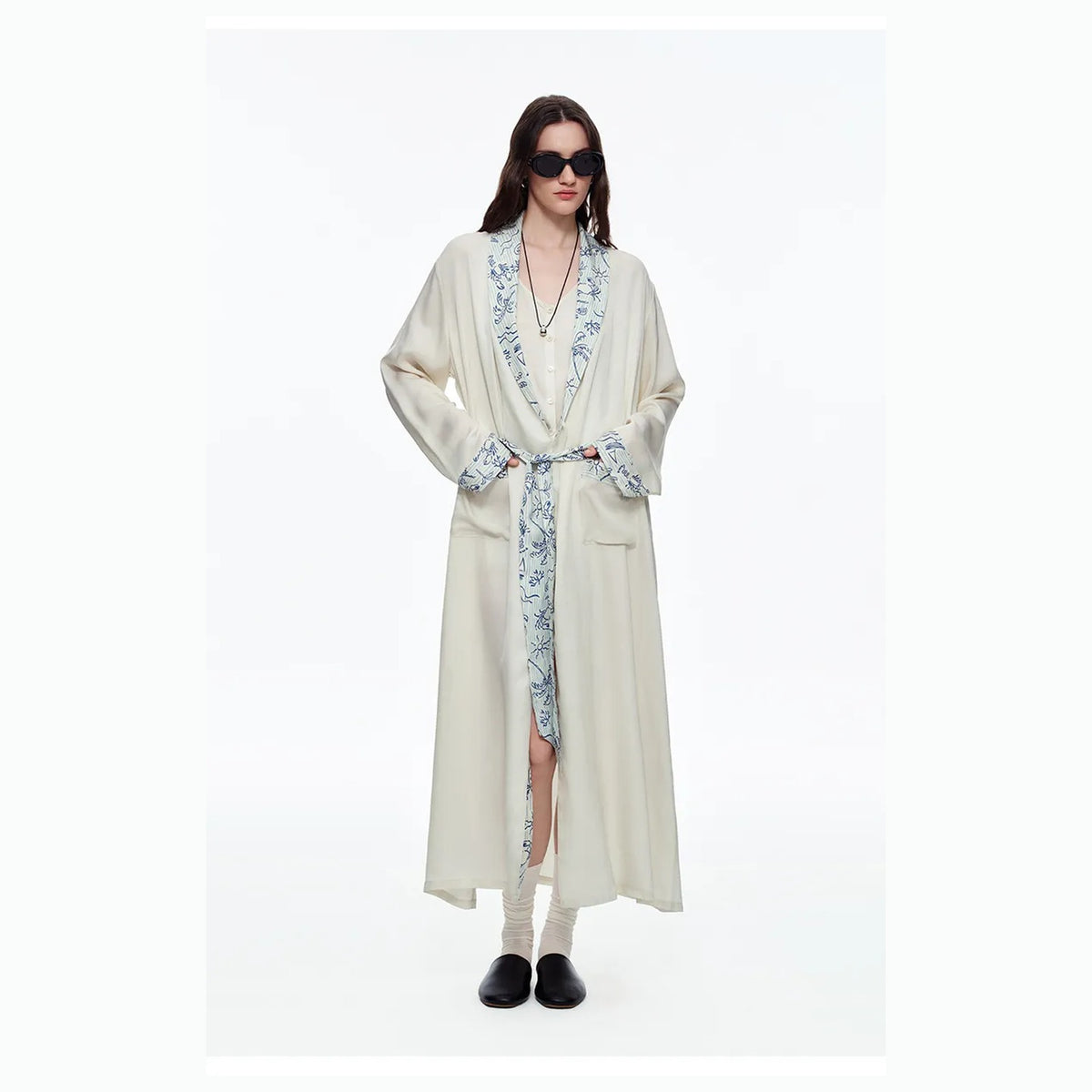 Ivory Sketch Print Viscose Kimono Robe